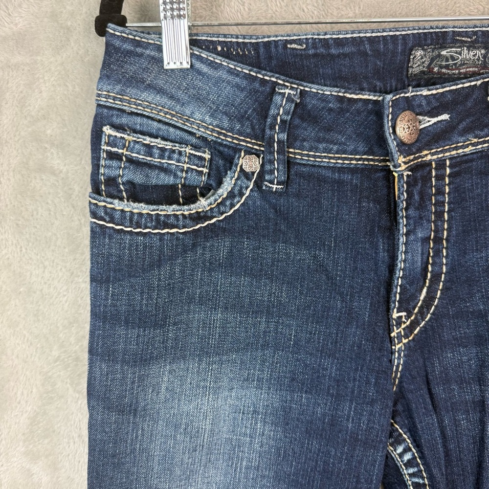 Silver Suki Bootcut Dark Wash Embroidered Jeans Women’s 30 - Picture 6 of 12